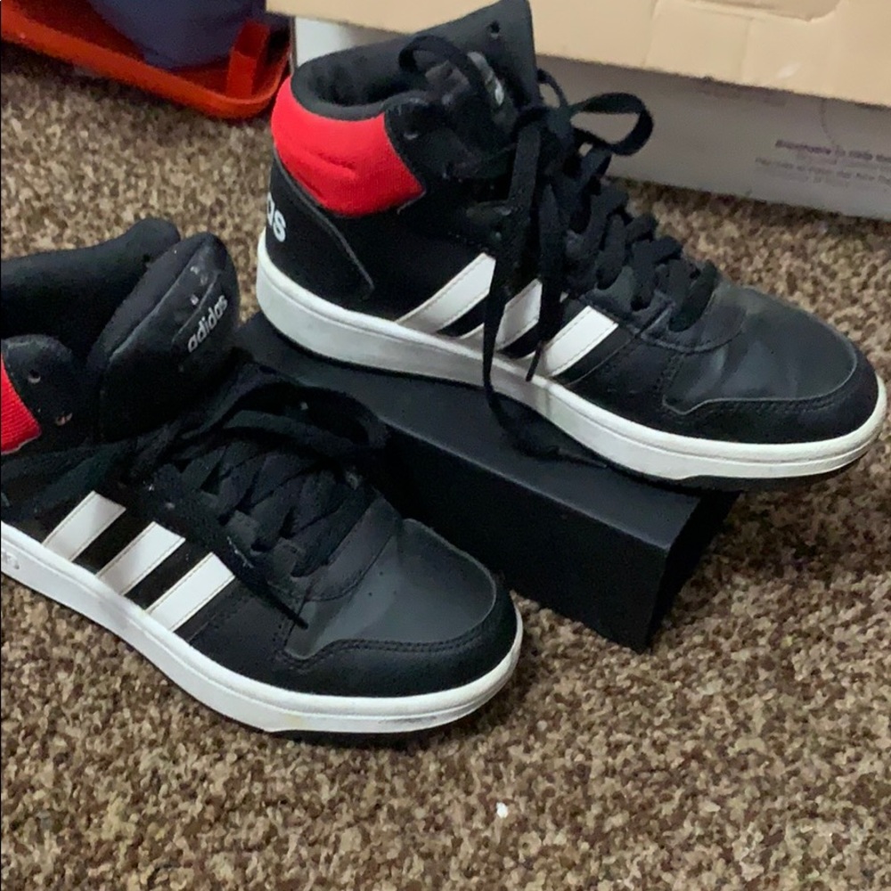 Shoes adidas size 6